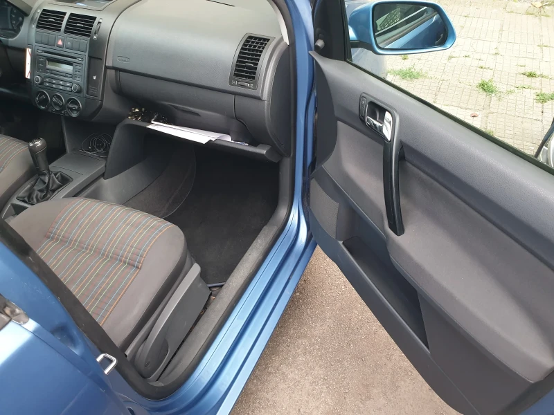 VW Polo, снимка 11 - Автомобили и джипове - 52296837