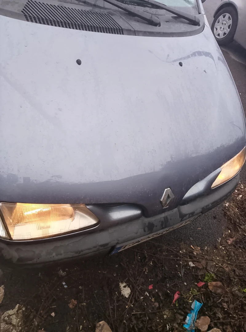 Renault Scenic, снимка 2 - Автомобили и джипове - 52887427