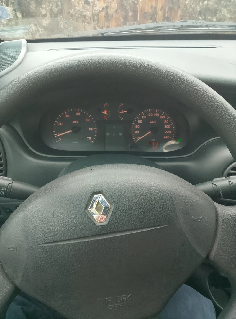 Renault Scenic, снимка 4 - Автомобили и джипове - 52887427