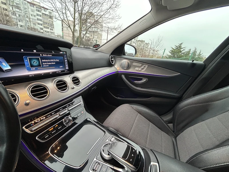 Mercedes-Benz E 400 4x4/AMG пакет/multi beam led/теглич, снимка 9 - Автомобили и джипове - 52998103