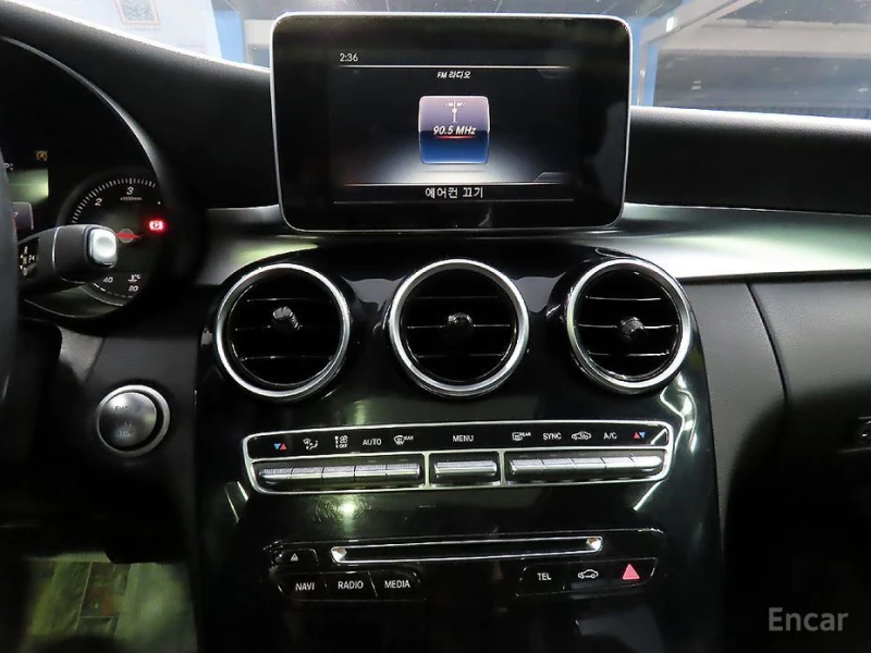 Mercedes-Benz C 200, снимка 9 - Автомобили и джипове - 53192017