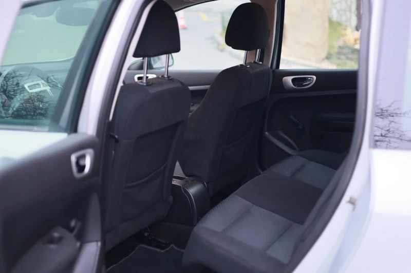 Peugeot 307 1, 6 HDi, снимка 14 - Автомобили и джипове - 53514075