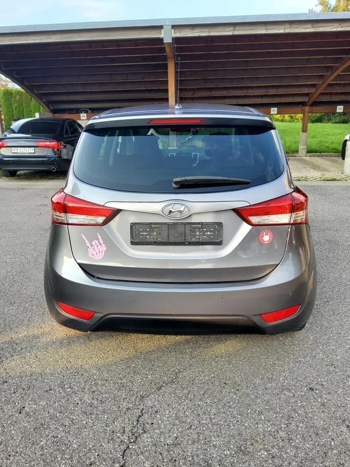 Hyundai Ix20 1.6 Style , снимка 10 - Автомобили и джипове - 47515847