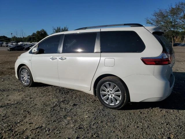 Toyota Sienna XLE - изображение 2