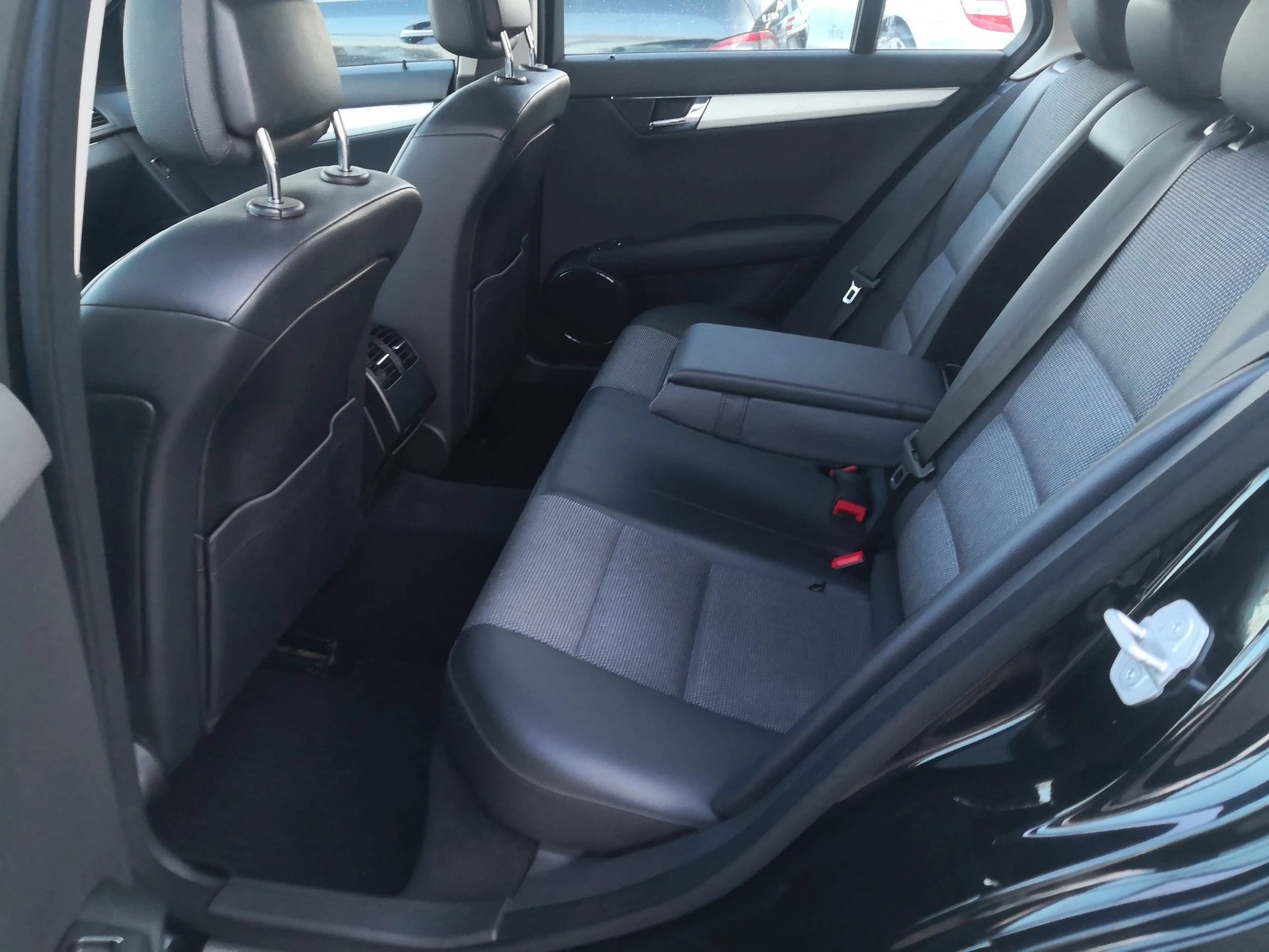 Mercedes-Benz C 180 i Kompressor AVANTGARDE | Mobile.bg   12