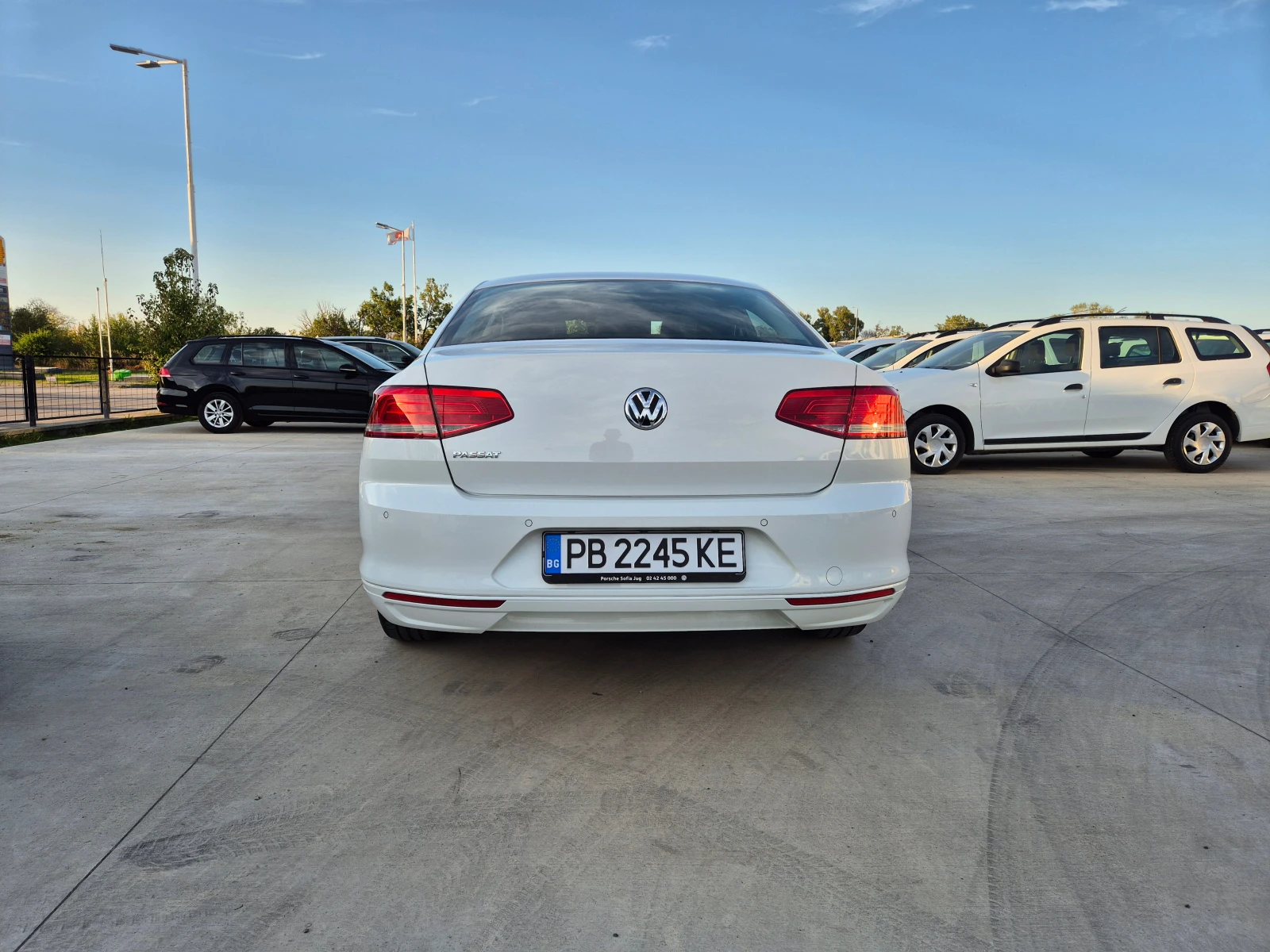 VW Passat В-Гаранция-Business-2.0TDI-А/Т-150кс. - изображение 4