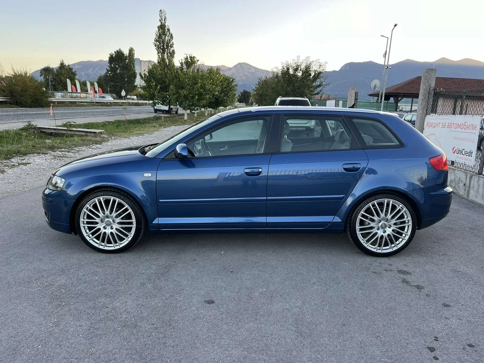 Audi A3 SPORTBACK 1.9TDI 105кс КЛИМАТРОНИК АВТОПИЛОТ  - изображение 6