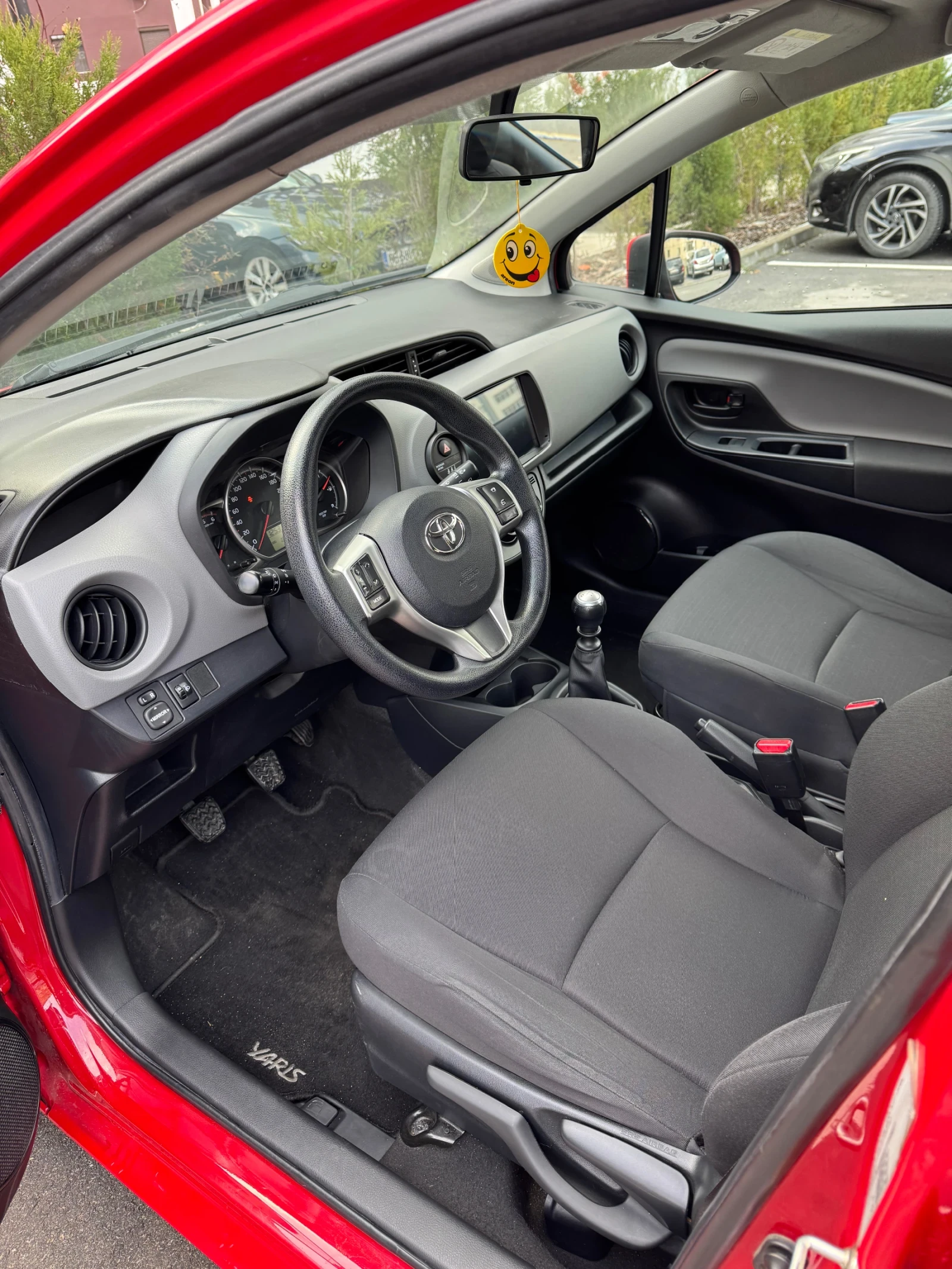 Toyota Yaris 1.4D/Facelift/Navi/Carplay - изображение 6