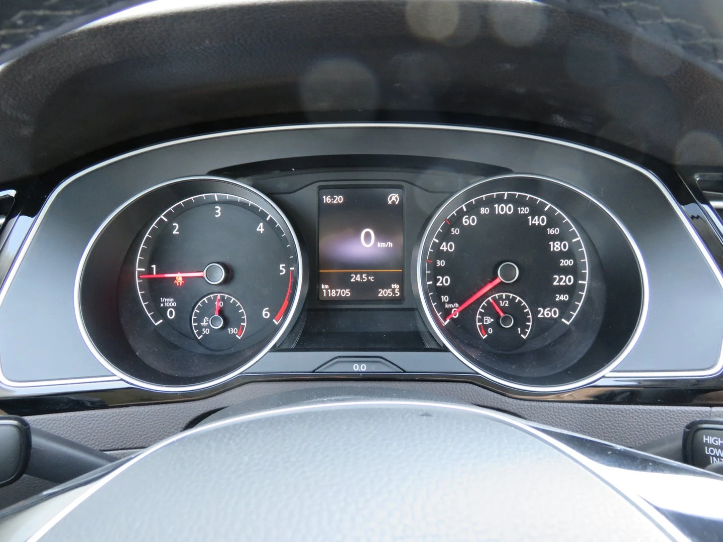 VW Passat Highline 2.0TDI SCR BMT 4MOTION - изображение 8