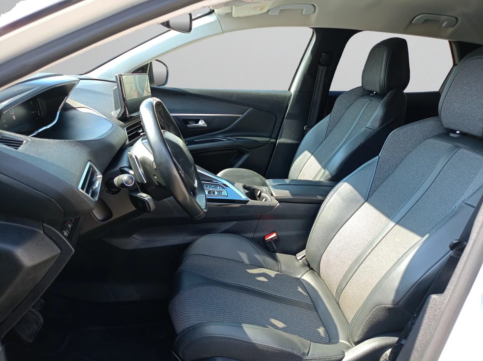 Peugeot 3008 New Line Up ALLURE 1.5 BlueHDi 130 S&S EAT8 EURO 6 - изображение 10