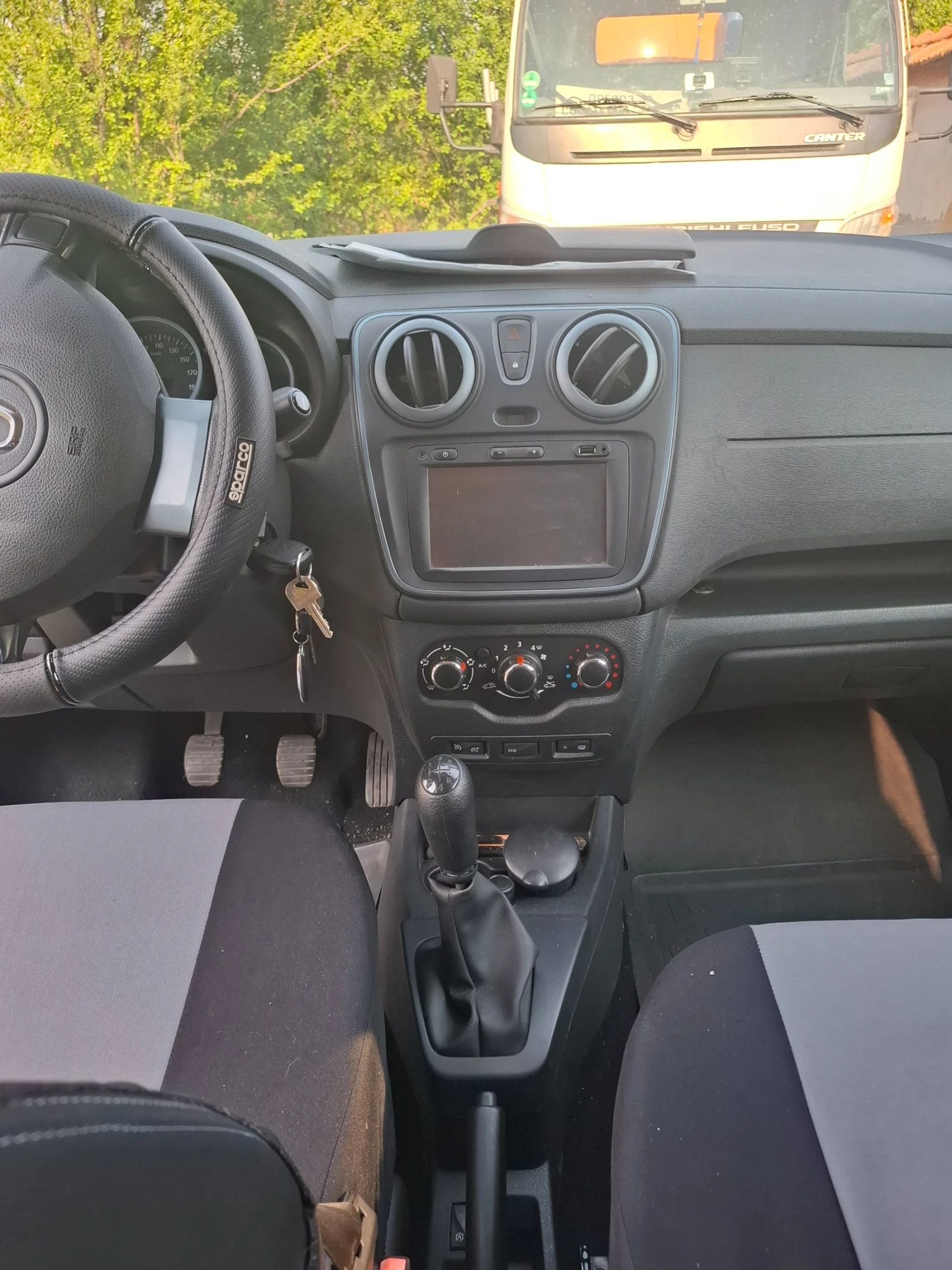 Dacia Lodgy  - изображение 4