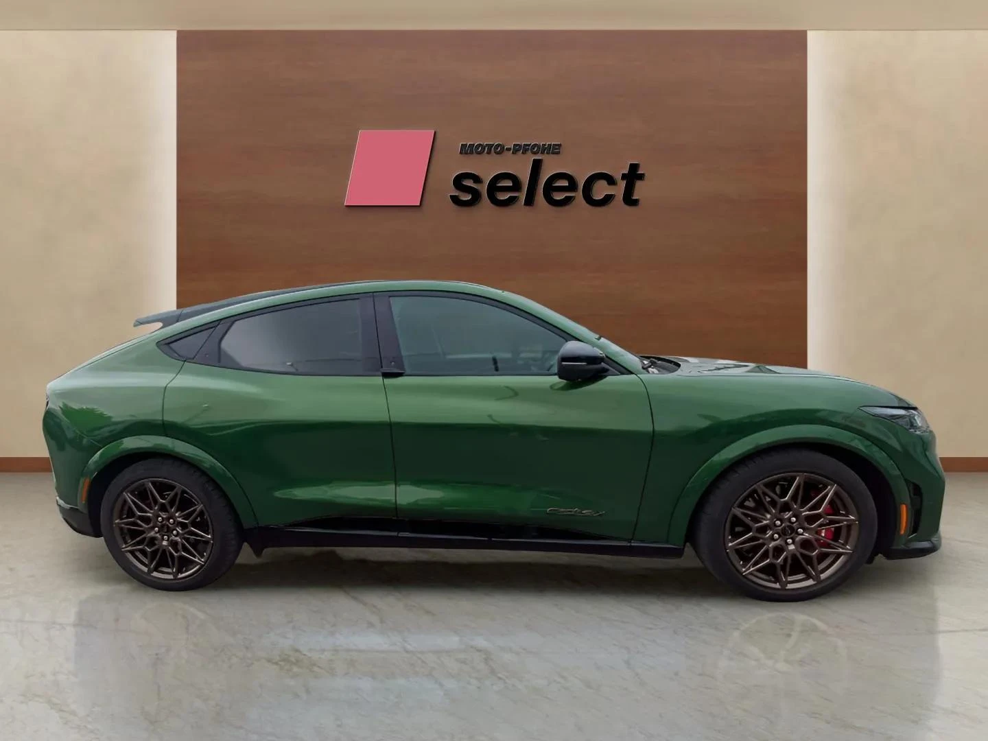 Ford Mustang Mach-E 93 kWh - изображение 4