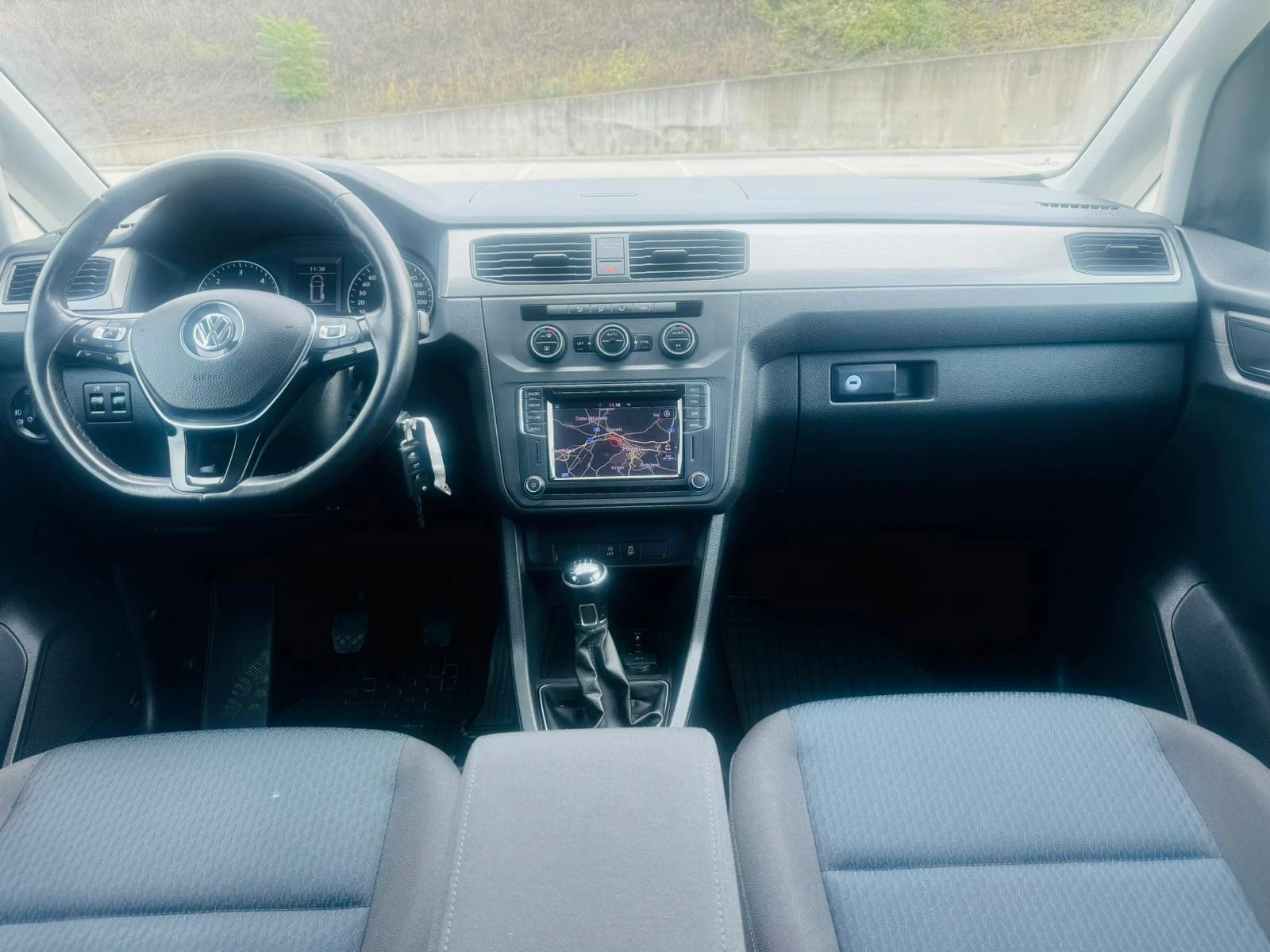 VW Caddy Caddy Life 2.0 TDI - изображение 6