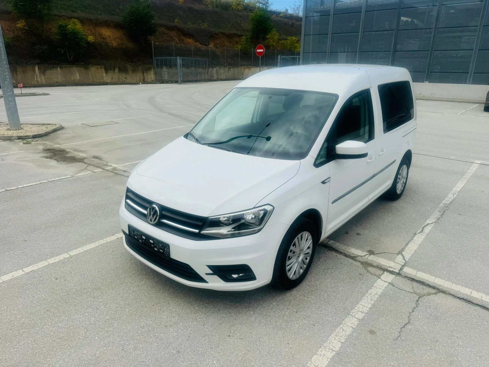 VW Caddy Caddy Life 2.0 TDI - изображение 5