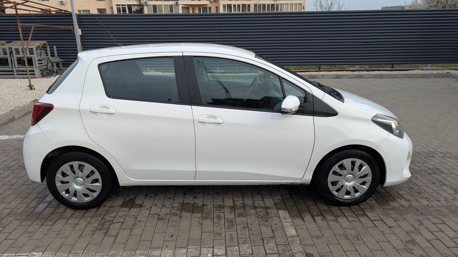 Toyota Yaris 1.0 VVTi | Mobile.bg   4