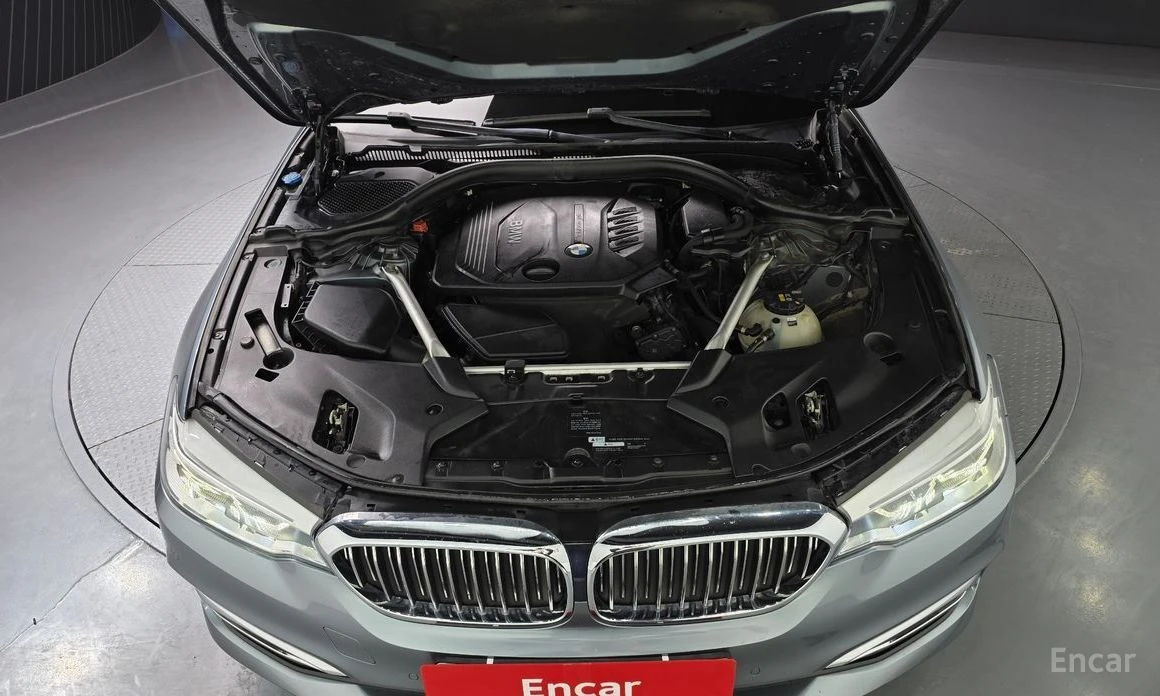 BMW 520  - изображение 6