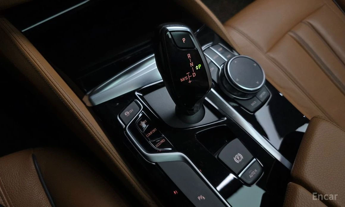 BMW 520  - изображение 9