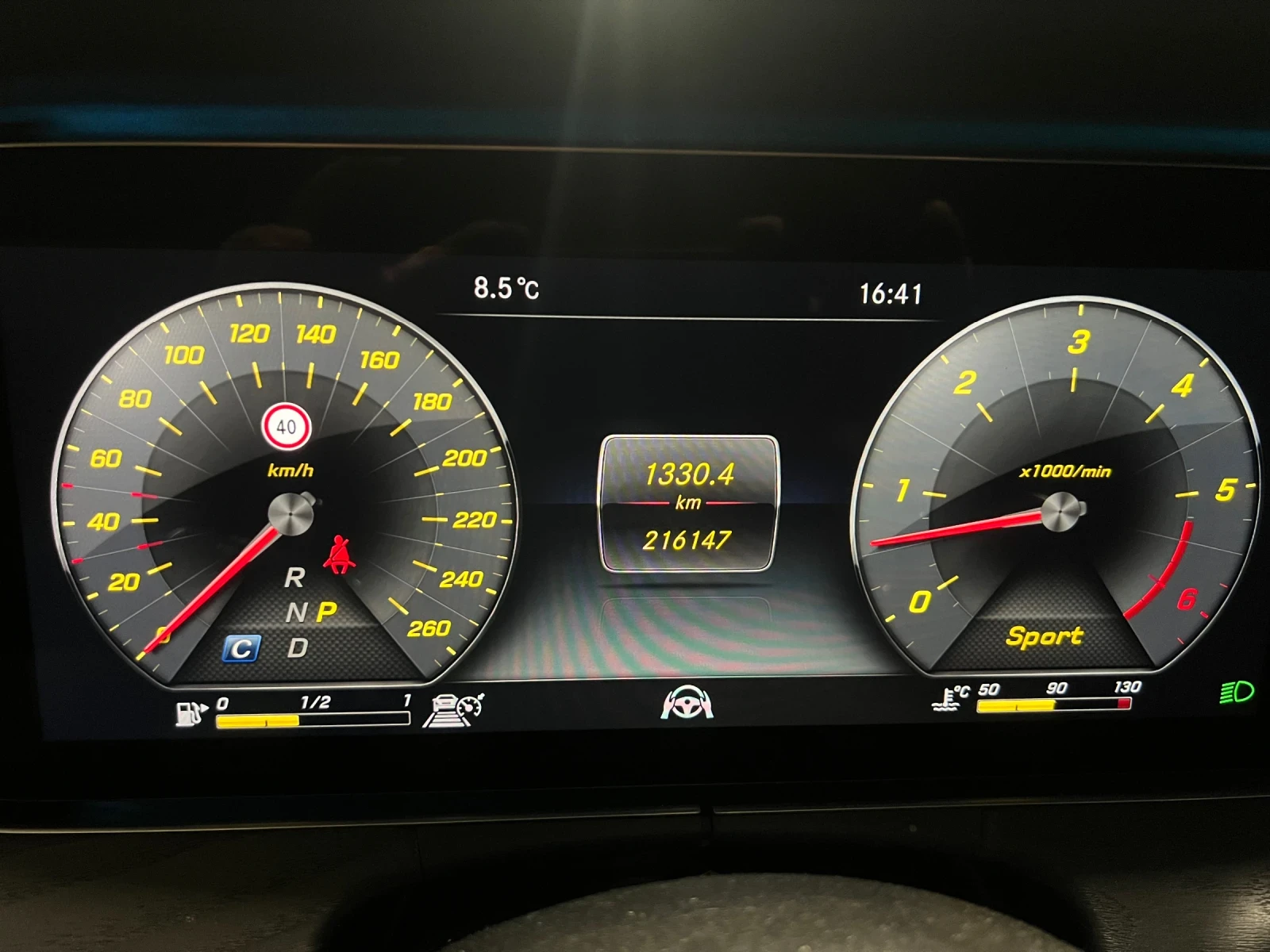 Mercedes-Benz E 400 E400D 4Matic , снимка 9 - Автомобили и джипове - 53863630