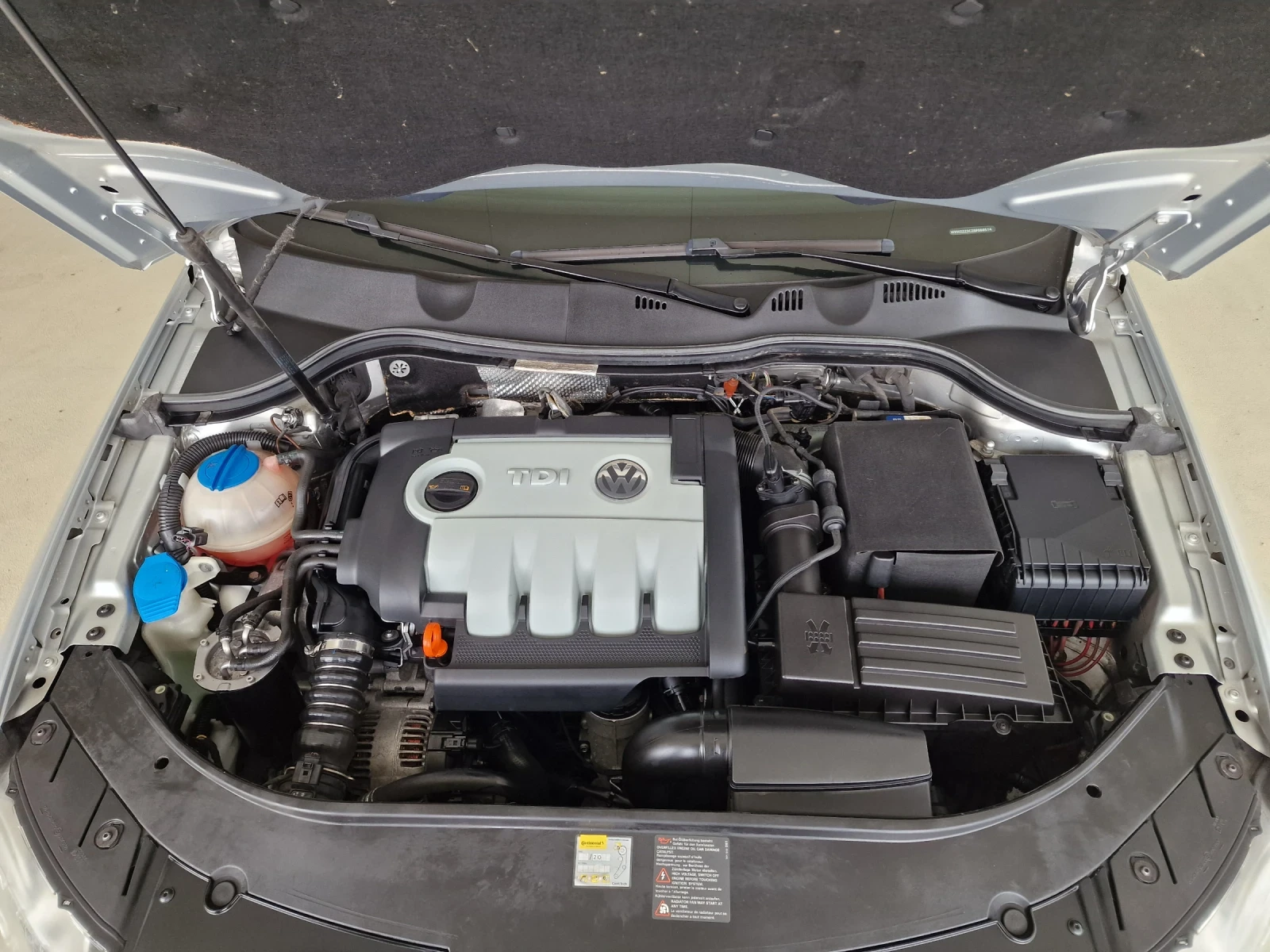 VW Passat 1.9 105kc TOP TOP TOP, снимка 15 - Автомобили и джипове - 53993502