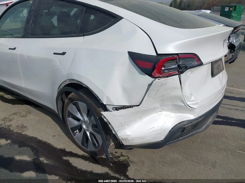 Tesla Model Y Awd/Long Range Dual Motor All-Wheel Drive, снимка 6 - Автомобили и джипове - 54435736