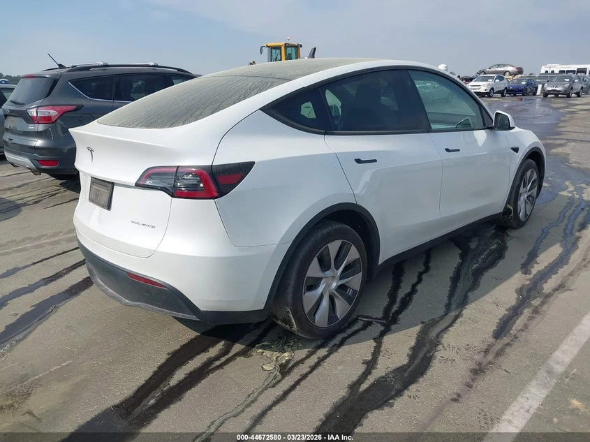 Tesla Model Y Awd/Long Range Dual Motor All-Wheel Drive, снимка 4 - Автомобили и джипове - 54435736