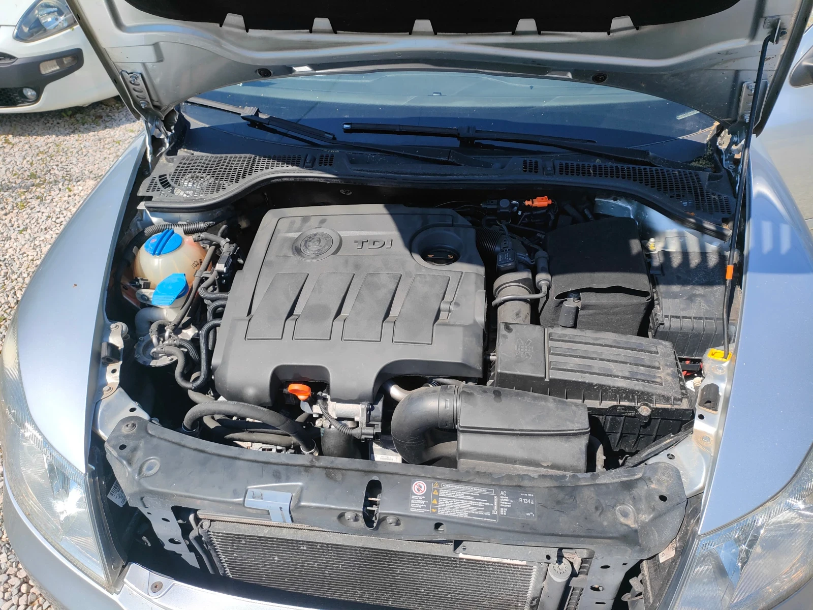 Skoda Octavia 1.6tdi-105ks.Itali | Mobile.bg � ����������� 16