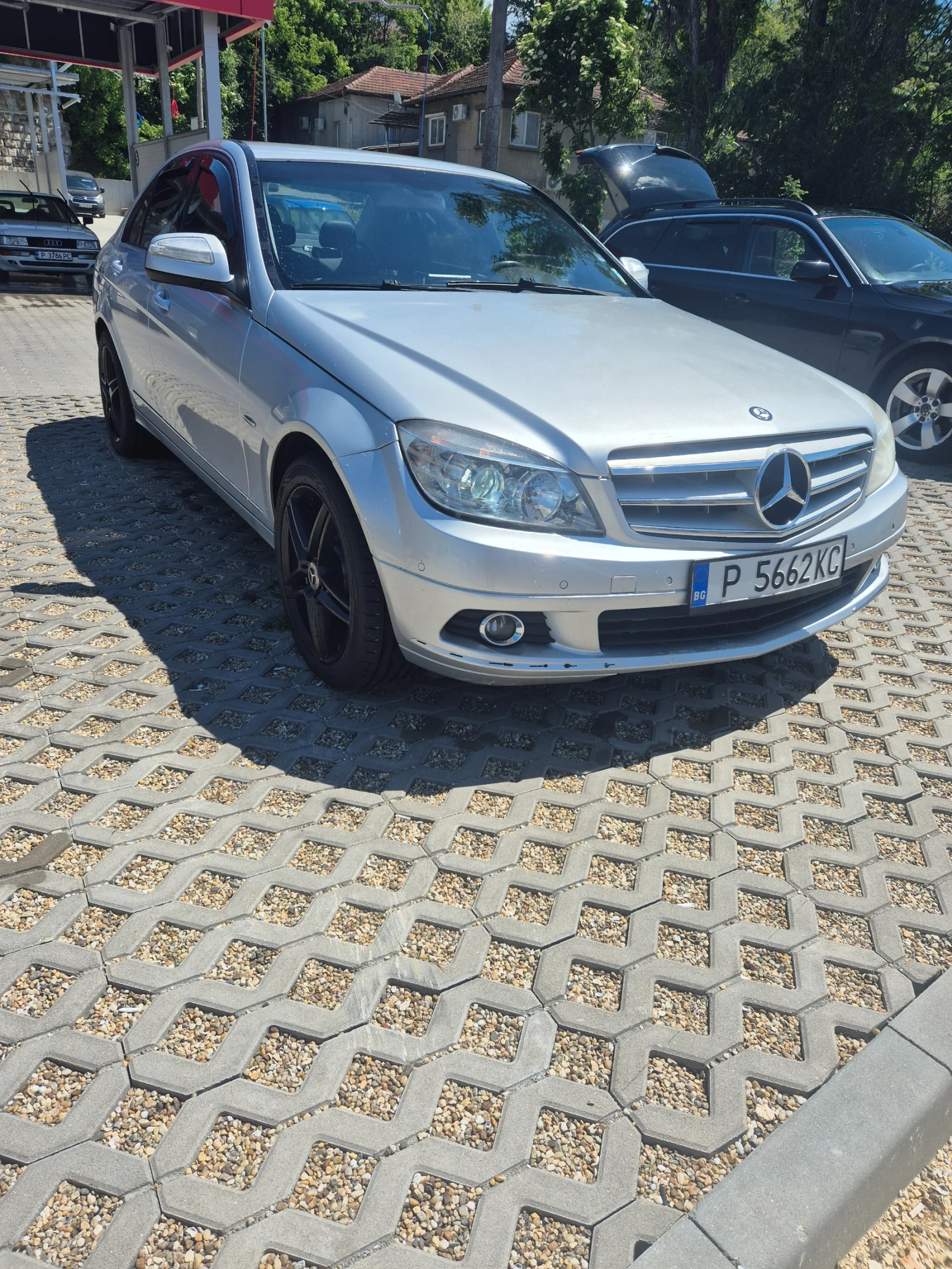 Mercedes-Benz C 320, снимка 2 - Автомобили и джипове - 54572380