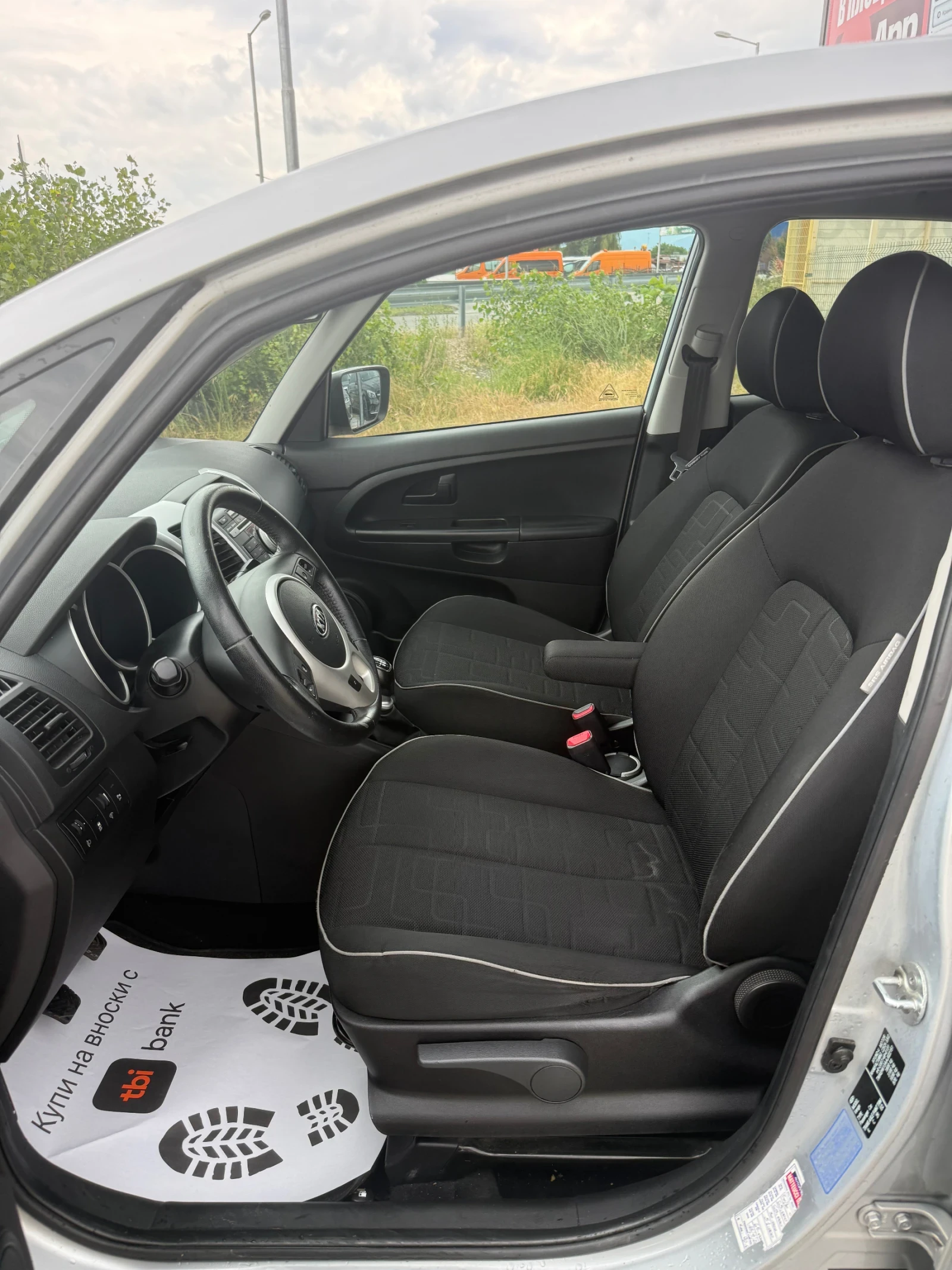 Kia Venga 1.4CRDI, снимка 11 - Автомобили и джипове - 54778125