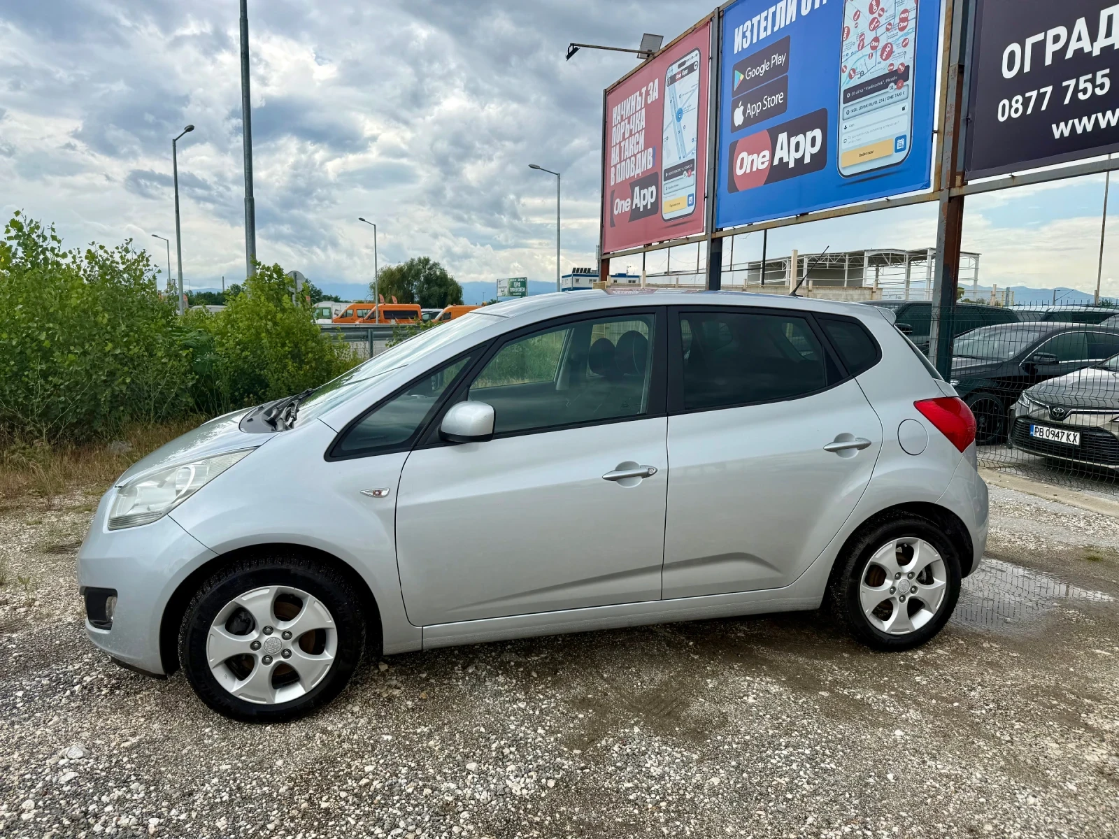 Kia Venga 1.4CRDI, снимка 7 - Автомобили и джипове - 54778125