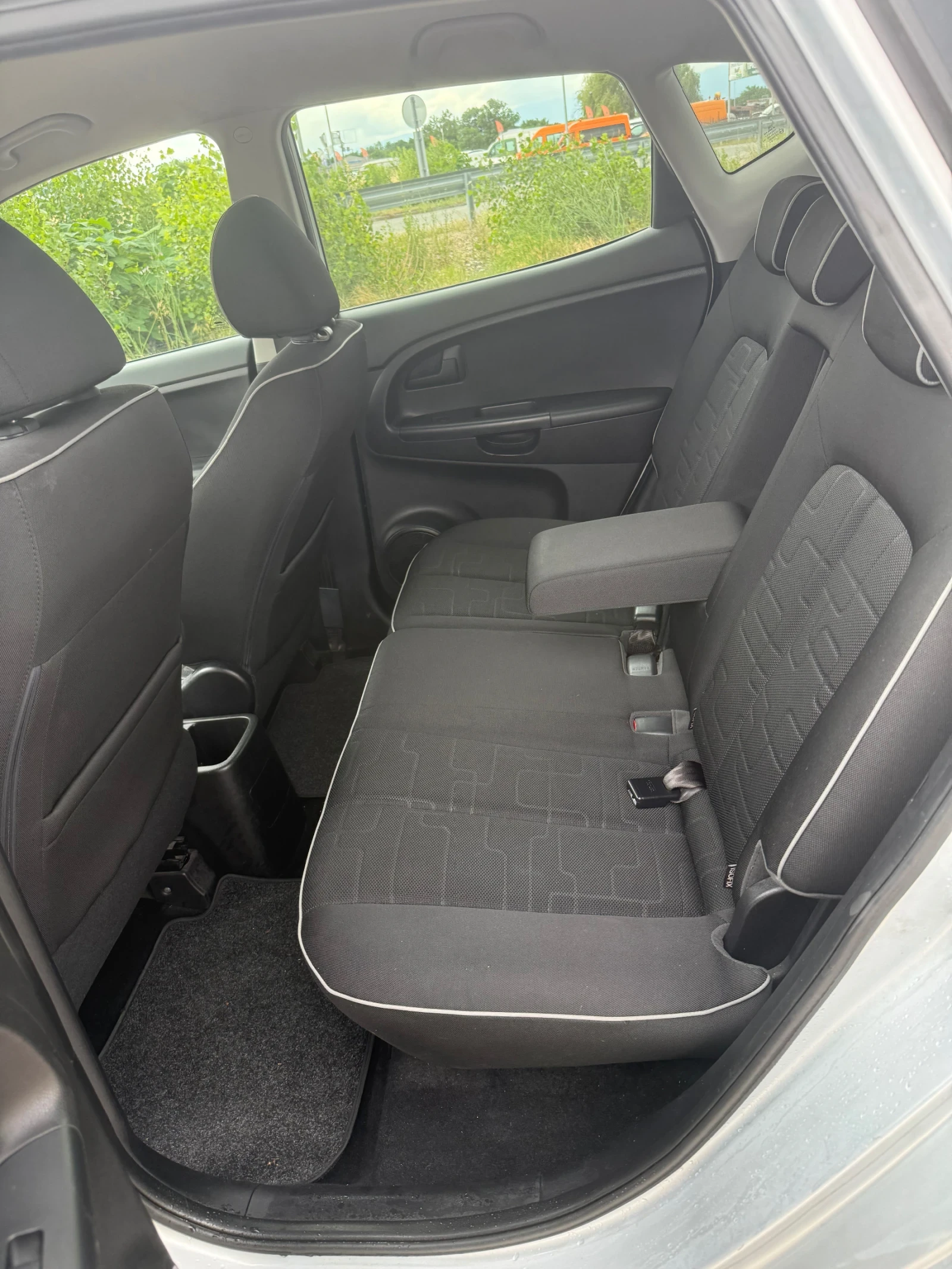 Kia Venga 1.4CRDI, снимка 12 - Автомобили и джипове - 54778125