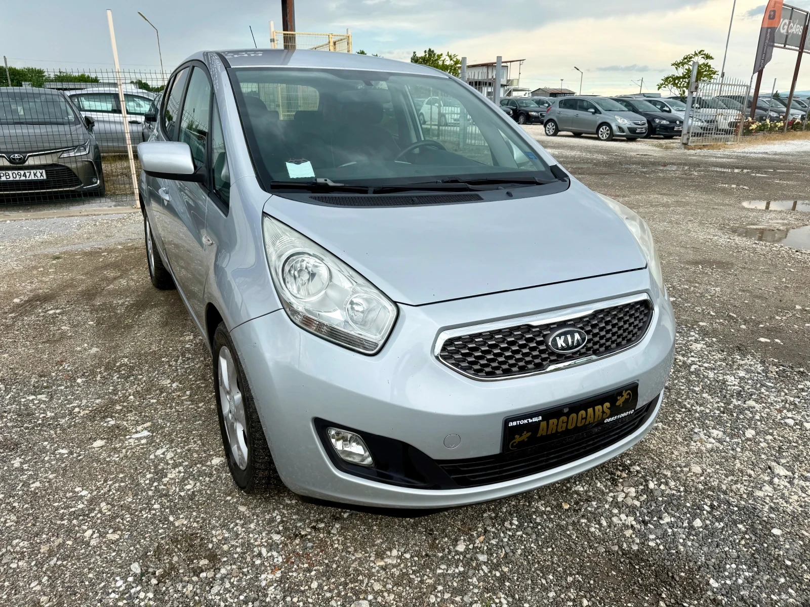Kia Venga 1.4CRDI, снимка 2 - Автомобили и джипове - 54778125