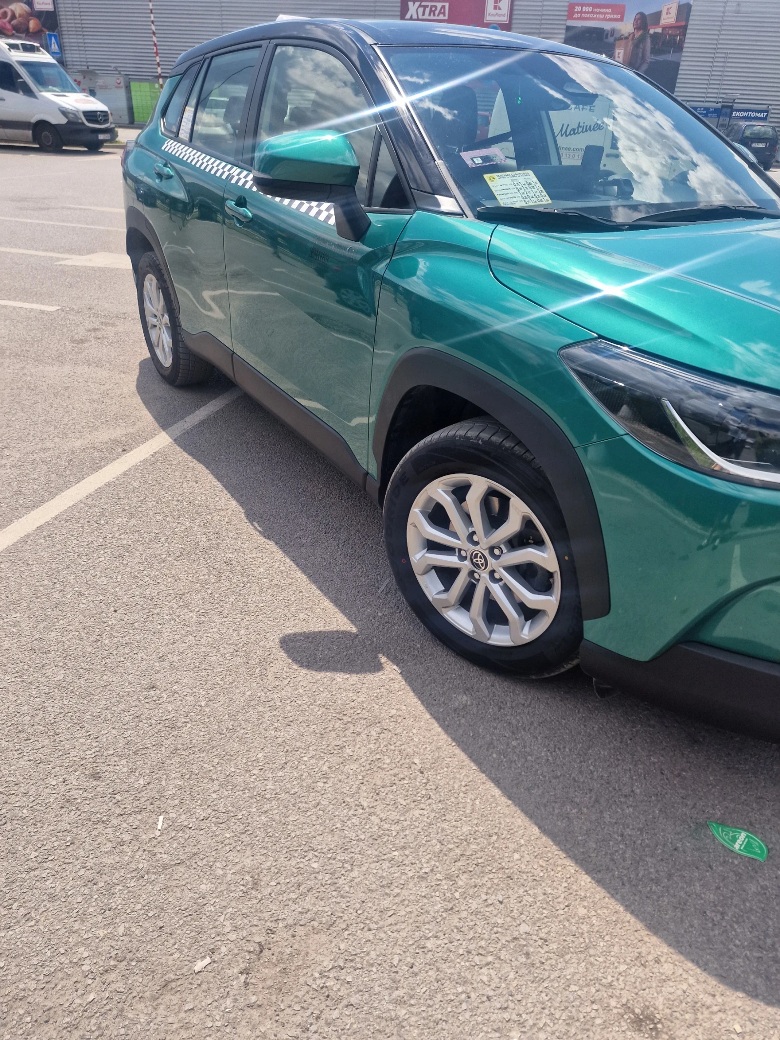 Toyota Corolla Cross, снимка 6 - Автомобили и джипове - 54970463