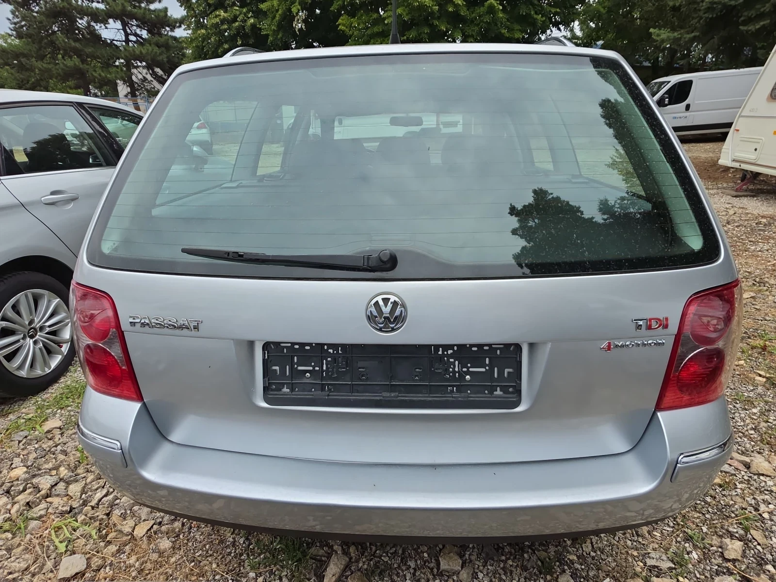 VW Passat 1.9TDi 4motion Highline, снимка 6 - Автомобили и джипове - 55156443