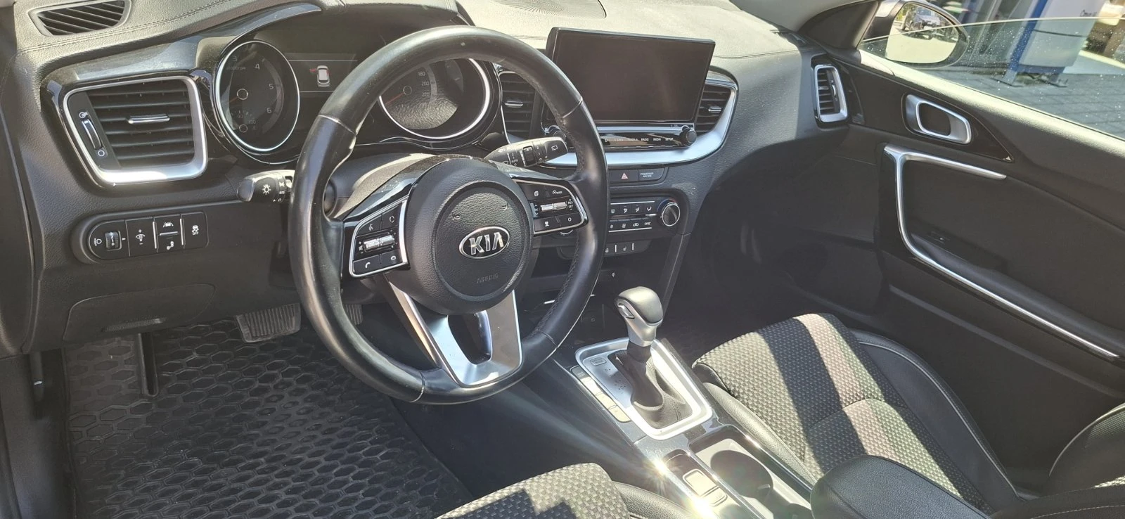 Kia Ceed 1.6D 136hp | Mobile.bg � ����������� 7