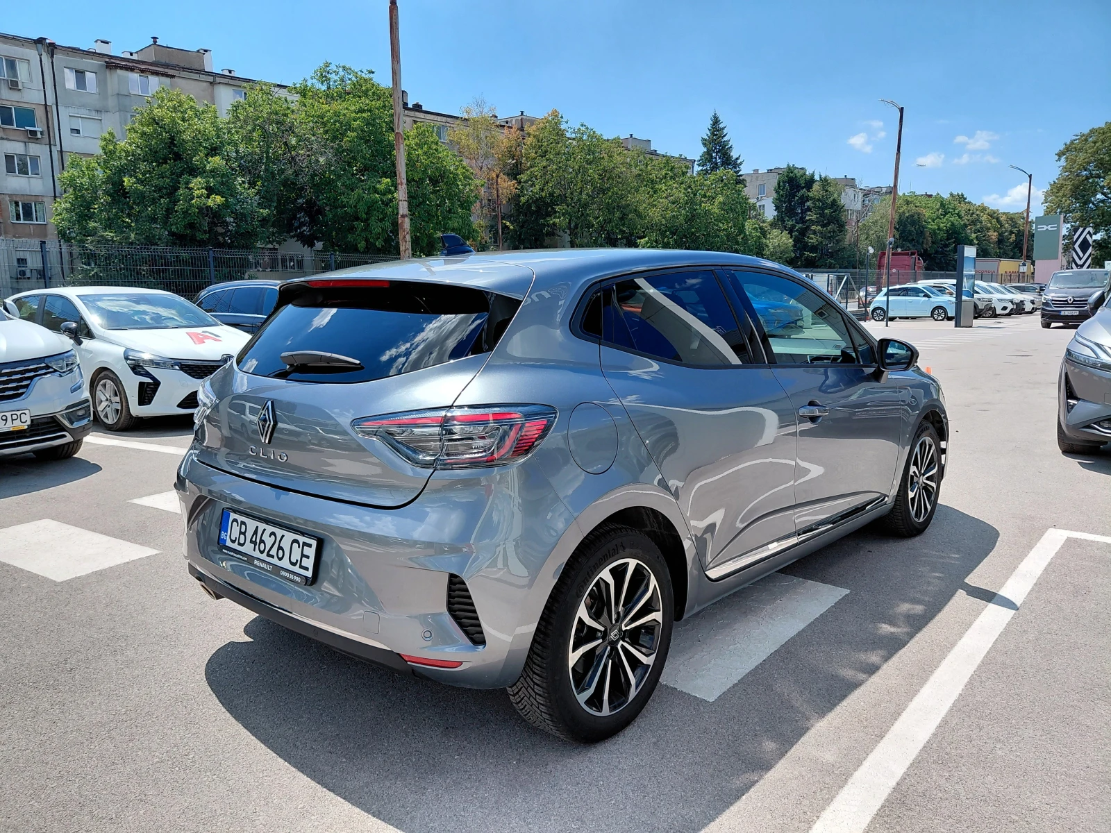 Renault Clio 1.0TCe/100к.с /Газ/Бензин/Techno, снимка 7 - Автомобили и джипове - 55527355