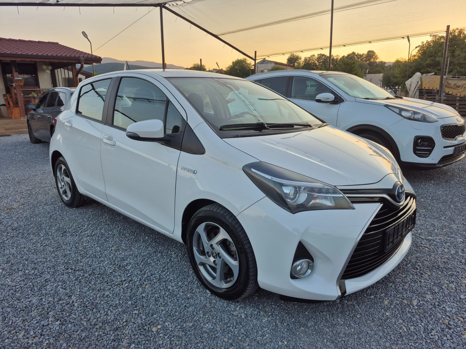 Toyota Yaris 1.5  HYBRID | Mobile.bg � ����������� 3