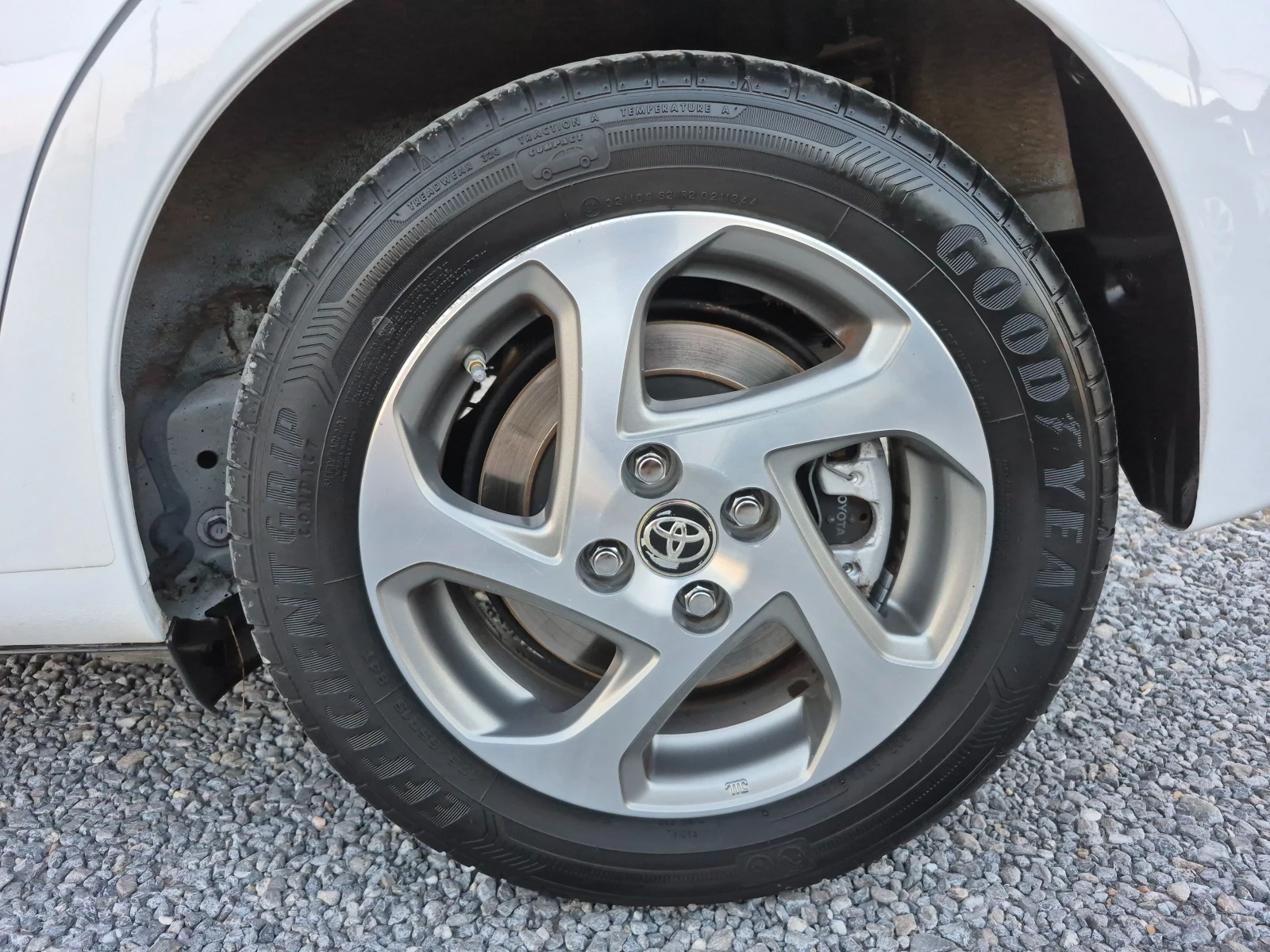 Toyota Yaris 1.5  HYBRID | Mobile.bg � ����������� 7
