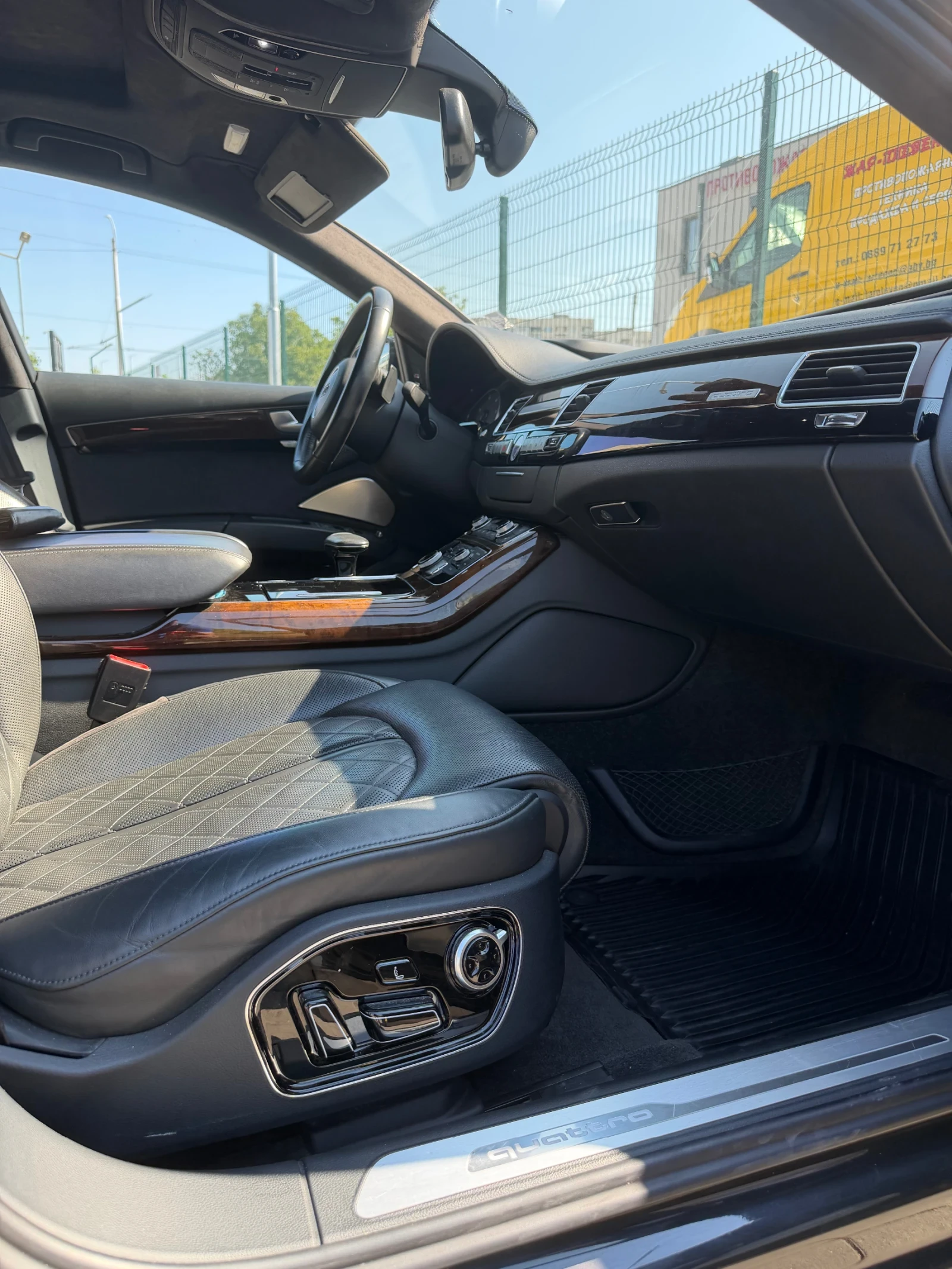 Audi A8 4.2 TDI * B&O * MATRIX * FULL Екстри, снимка 12 - Автомобили и джипове - 55583314