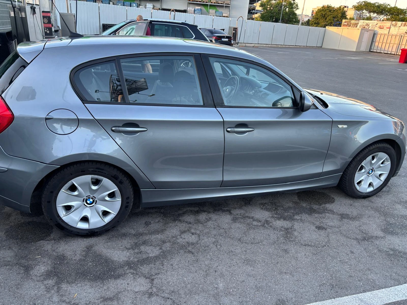BMW 118, снимка 4 - Автомобили и джипове - 56087309