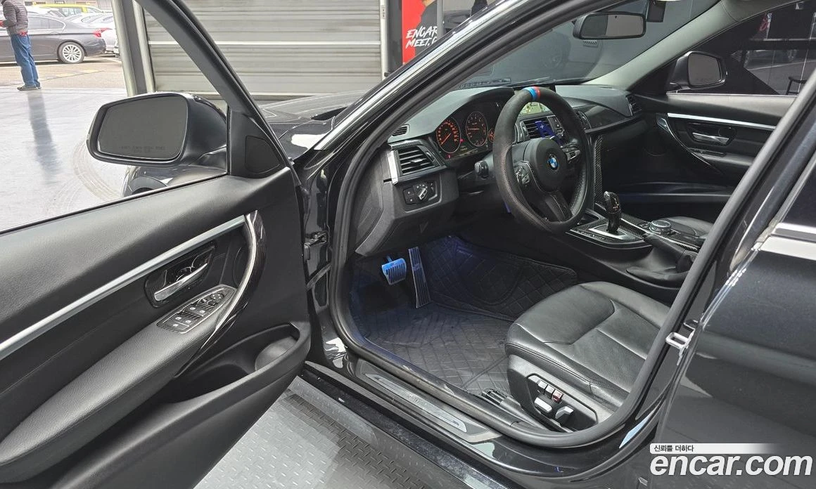 BMW 320 320i Luxury, снимка 11 - Автомобили и джипове - 56156559
