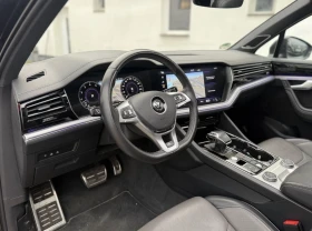 VW Touareg 3.0 TFSI 340 R-line Full Black, снимка 11