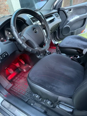 Kia Sportage 2.0 CRDI 4x4 , снимка 12