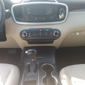 Kia Sorento 3.3i 4x4 | Mobile.bg    9