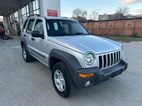 Jeep Cherokee 2.5CRD 4x4 Италия Sport, снимка 9