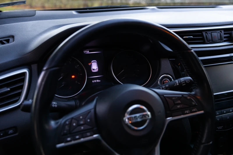 Nissan Qashqai Tekna+ , снимка 7 - Автомобили и джипове - 52666521
