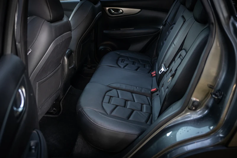 Nissan Qashqai Tekna+ , снимка 11 - Автомобили и джипове - 52666521