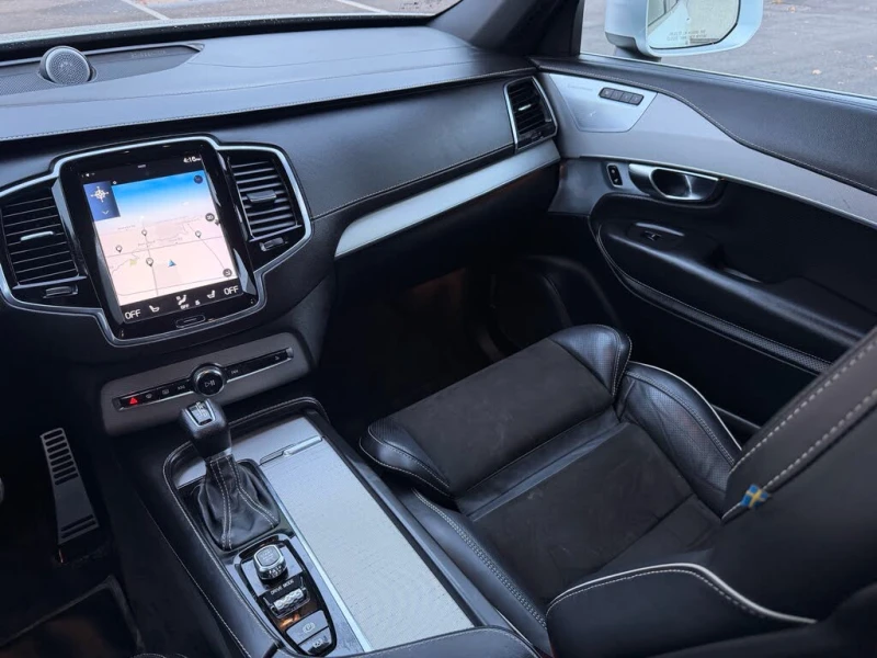Volvo Xc90 2019* T6 R-DESIGN* B&W* DISTRONIK* ОБДУХ* HEAD-UP*, снимка 10 - Автомобили и джипове - 52584319