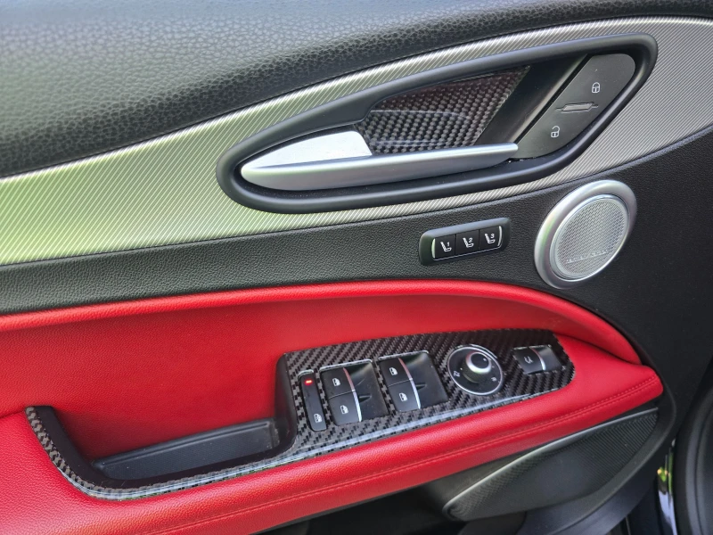 Alfa Romeo Stelvio Ti Vulcano Black, снимка 8 - Автомобили и джипове - 52776560