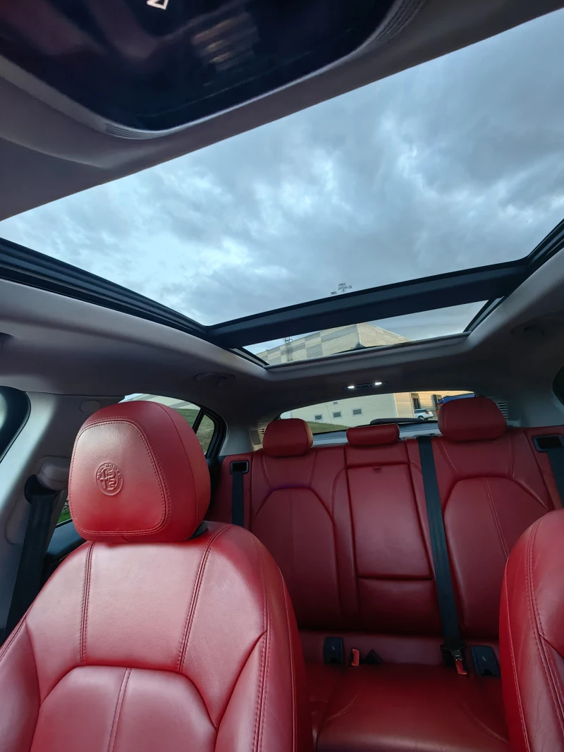 Alfa Romeo Stelvio Ti Vulcano Black, снимка 9 - Автомобили и джипове - 52776560