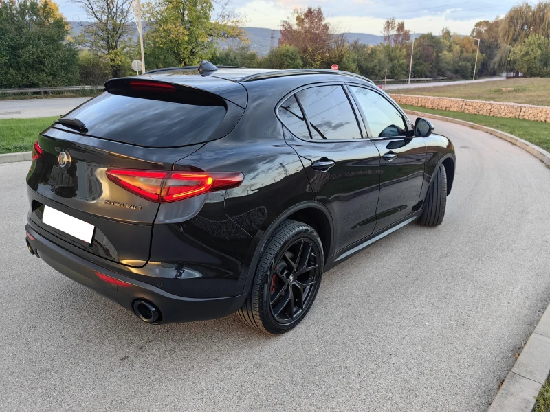 Alfa Romeo Stelvio Ti Vulcano Black, снимка 5 - Автомобили и джипове - 52776560